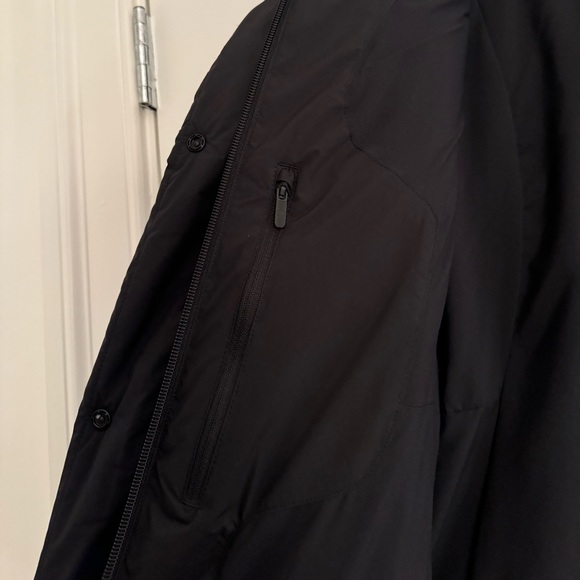 Lululemon Wunder Puff Jacket - Picture 4 of 8